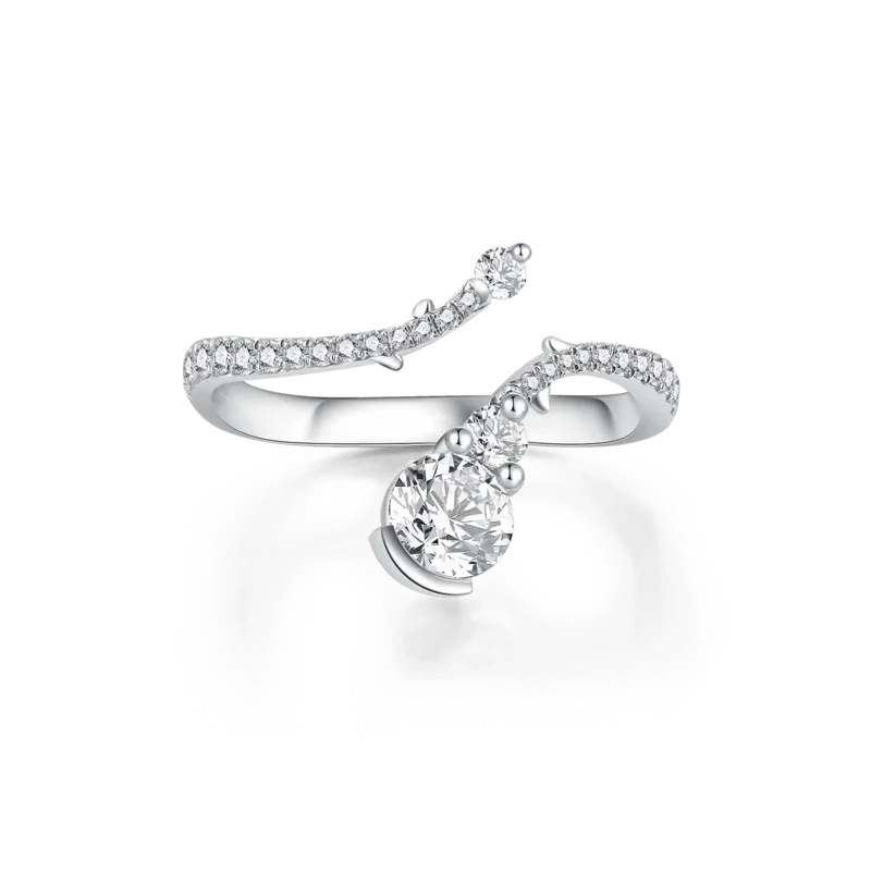 Bud — 18K white gold diamond ring