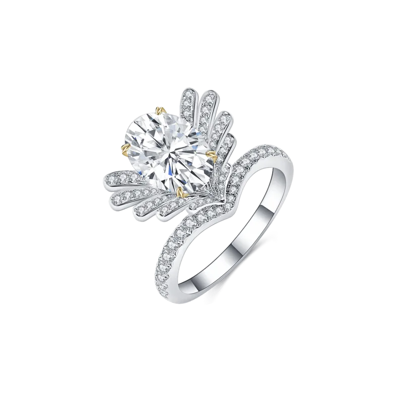 Color Reverie — 18K white bright diamond ring