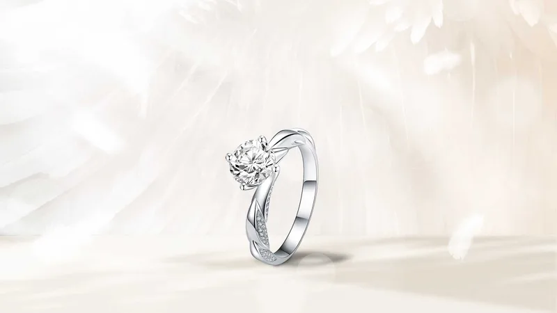 Diamond Ring Jade Trau wins Couture Design Award