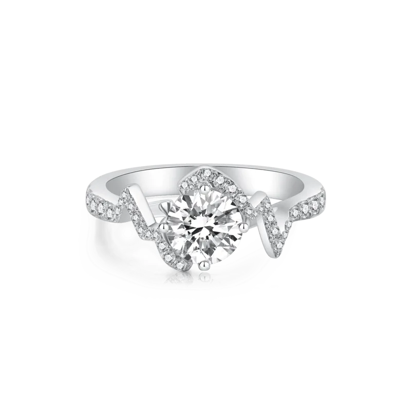 Kilig — 18K white gold diamond ring